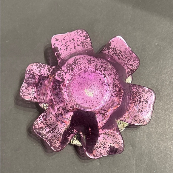 Glass flower tea light holder purple - Picture 6 of 14